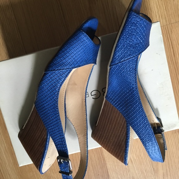 BCBG heel sandals - Picture 3 of 6